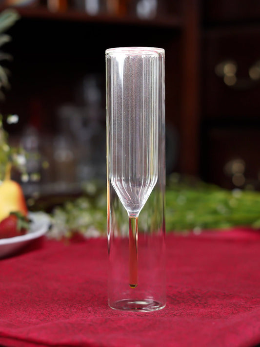 Stylish borosilicate double-walled champagne flute, ideal for toasting special moments with elegance
