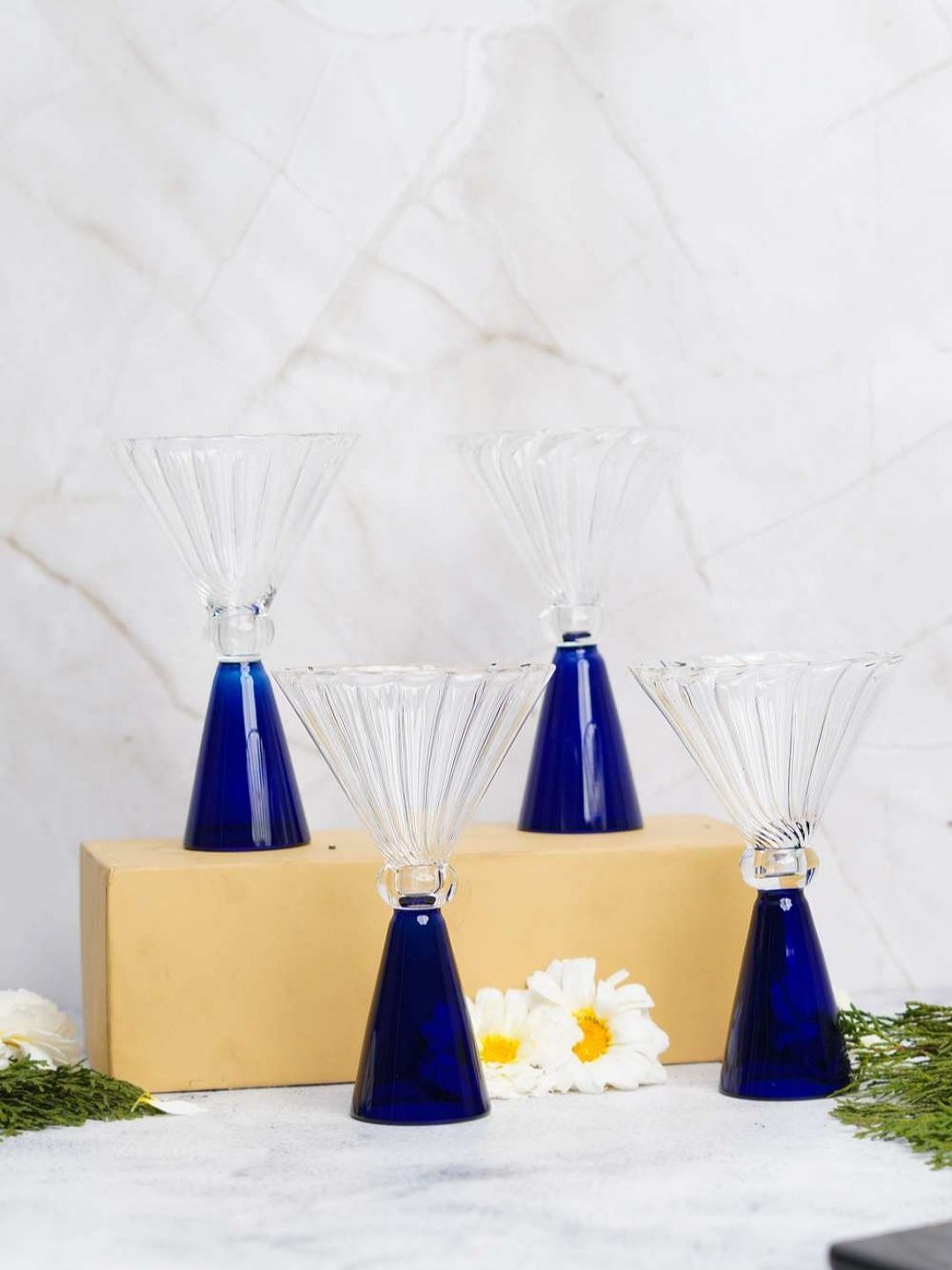 Ribbed Cocktail Glasses with Pyramid Base - Borotechheight : 130 mm diameter: 97 mm ml capacity : 120 ml4BlueG - 166B AMBER