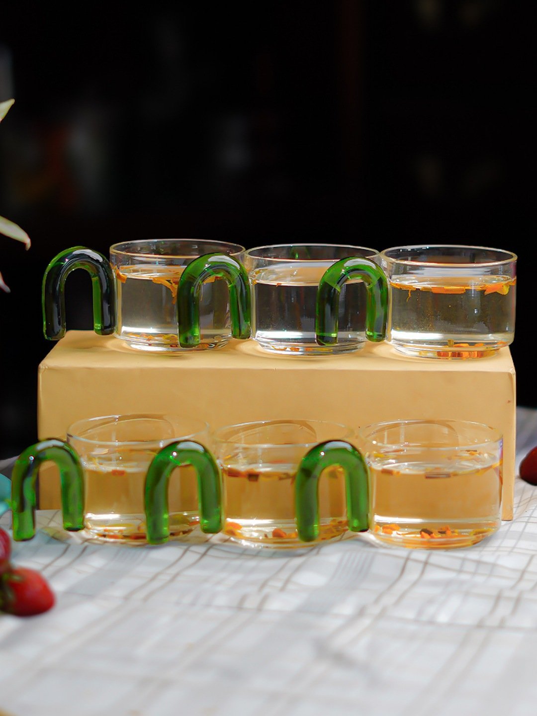 Set of 4 Borosilicate Tea Cups with Arch Handles - BorotechgreenG - 200A GREEN